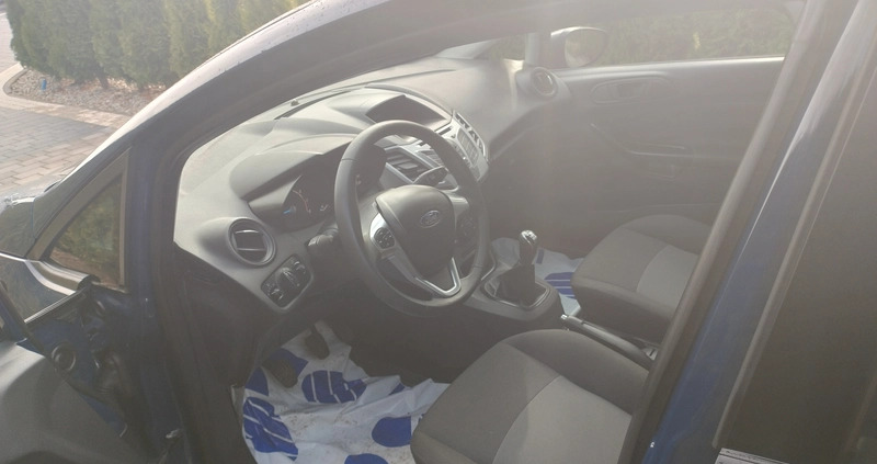 Ford Fiesta cena 25699 przebieg: 139000, rok produkcji 2014 z Błonie małe 106